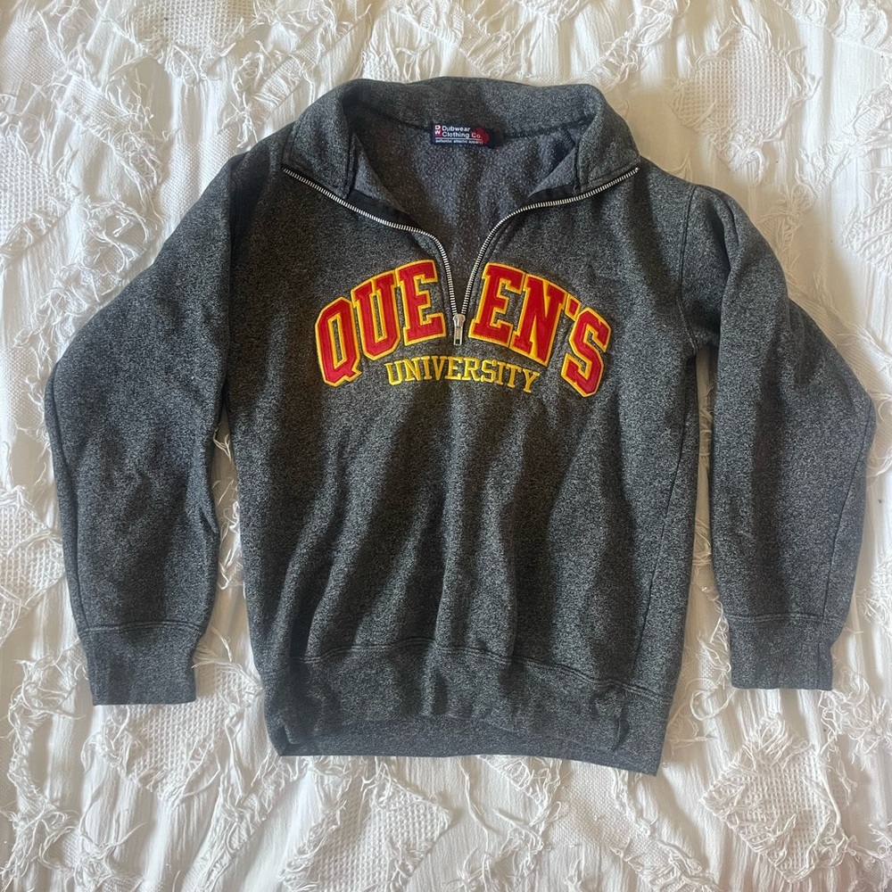 Queen’s University Quarter Zip Sweater Grey with Embroidered Logo